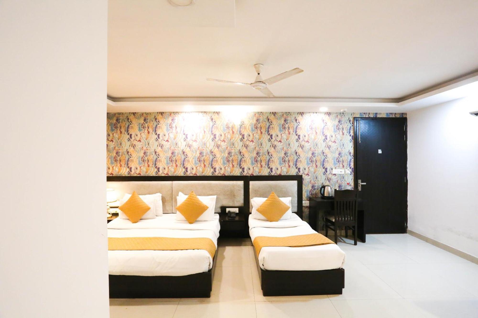 Hotel Aashiyana New Delhi Nova Deli Exterior foto