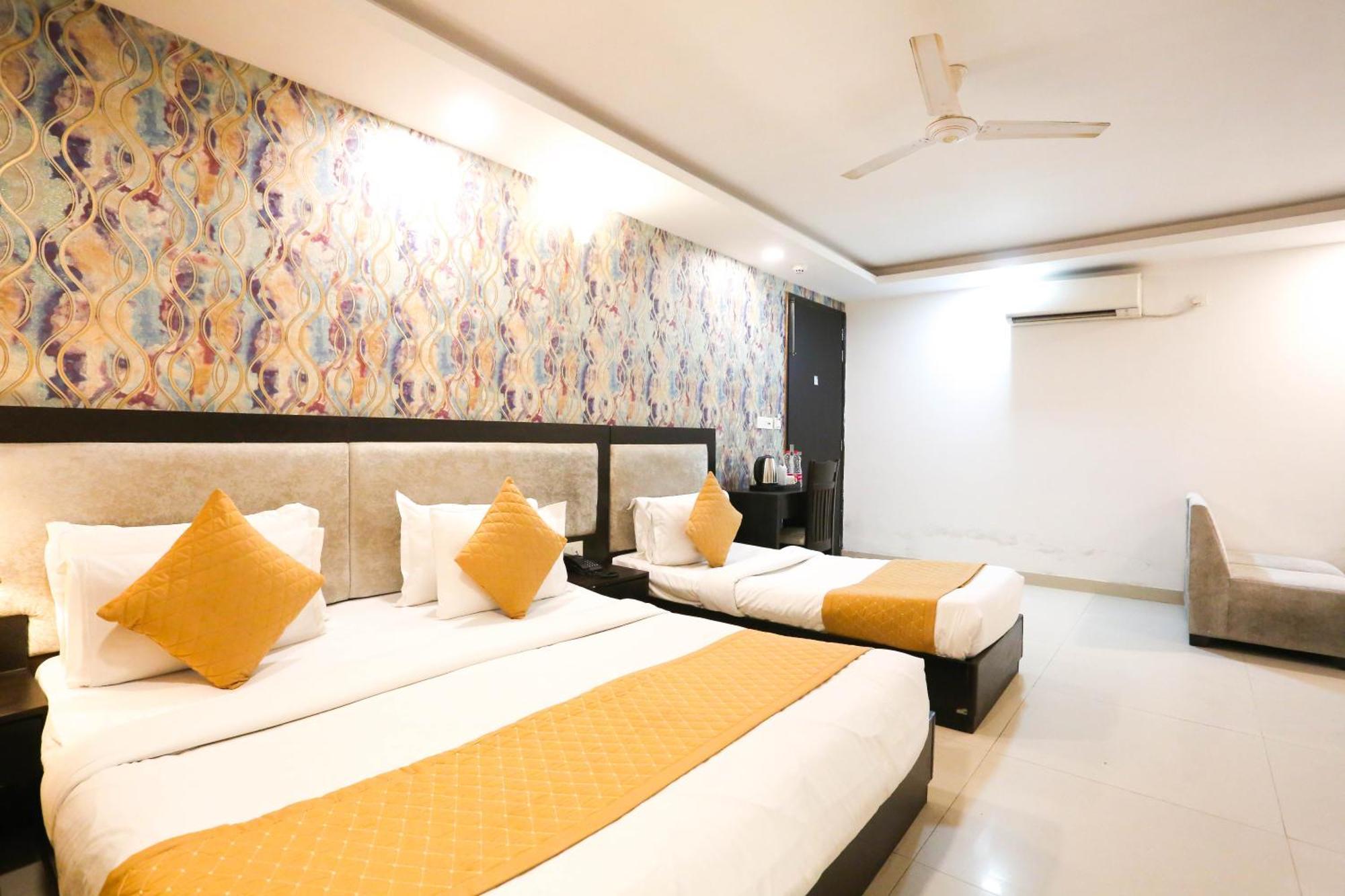 Hotel Aashiyana New Delhi Nova Deli Exterior foto