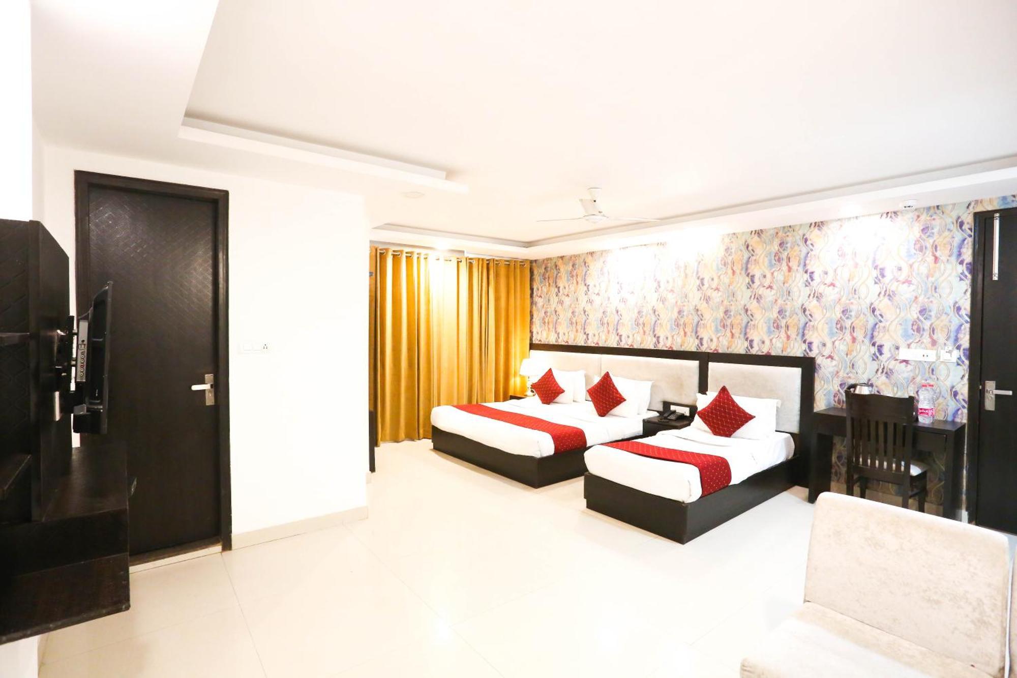 Hotel Aashiyana New Delhi Nova Deli Exterior foto