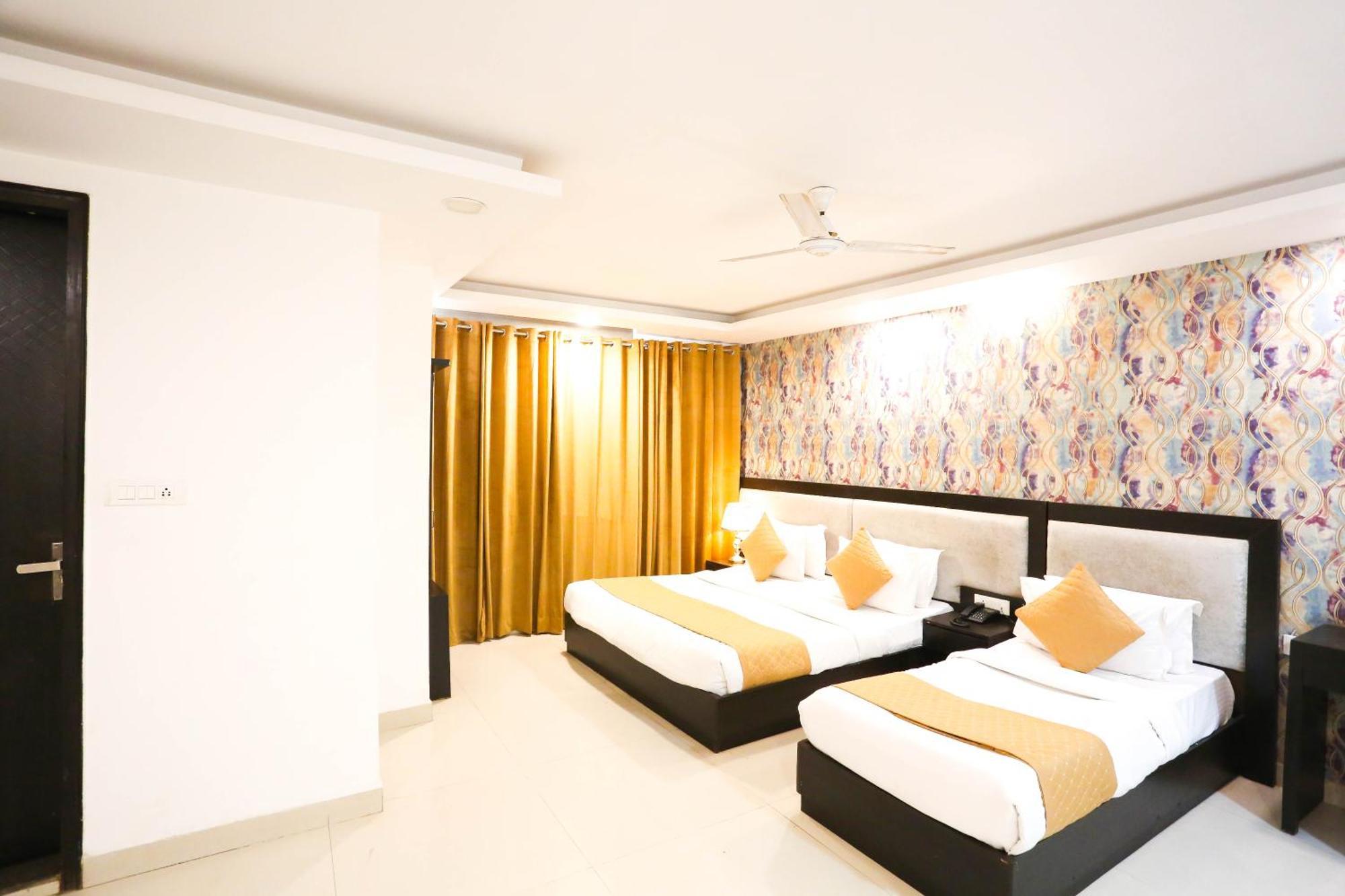 Hotel Aashiyana New Delhi Nova Deli Exterior foto